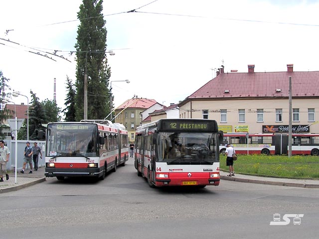 Kliknut�m okno zav�ete